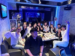 いぇい